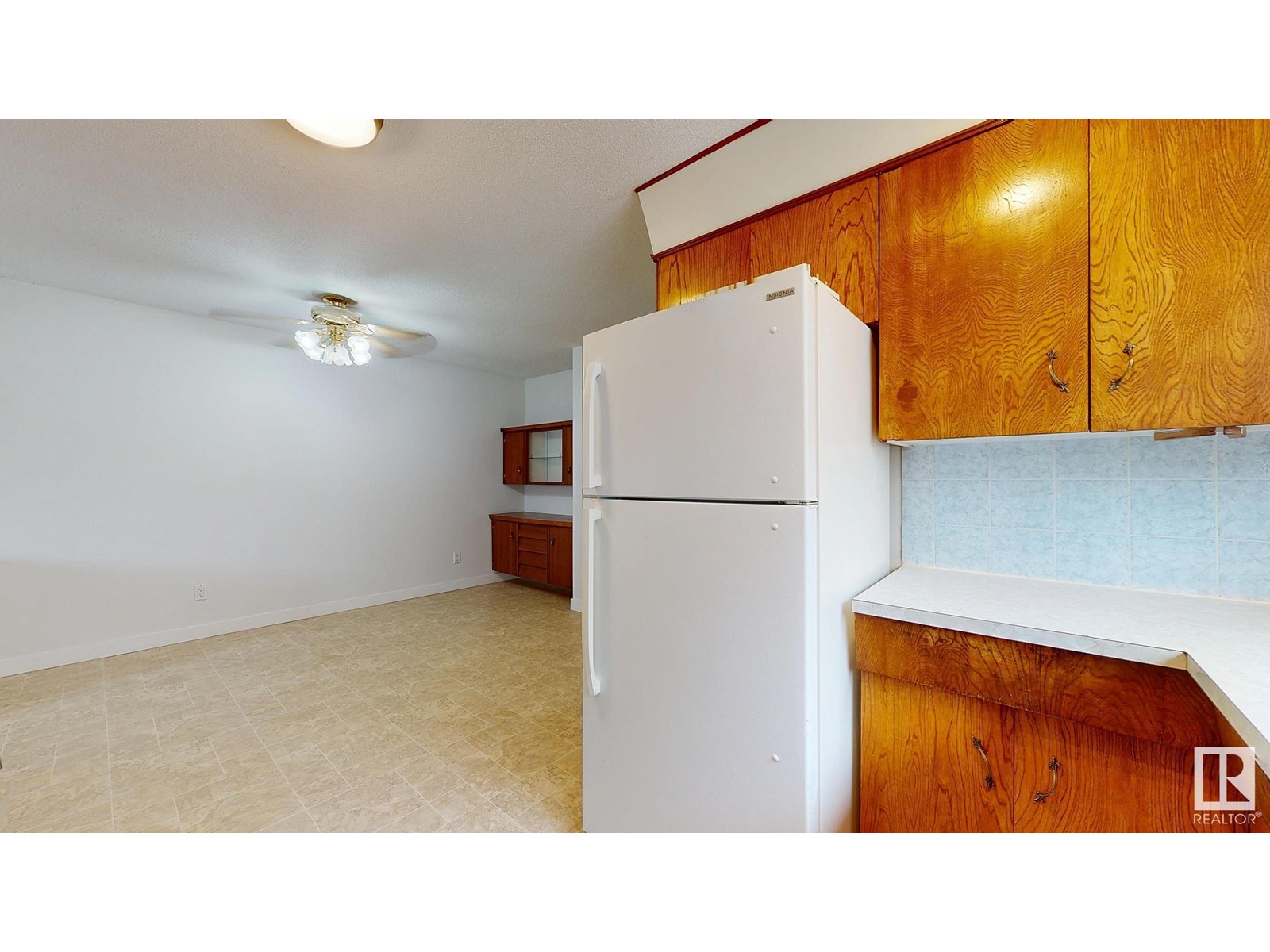 10618 153 St Nw, Edmonton, Alberta  T5P 2C5 - Photo 18 - E4437493