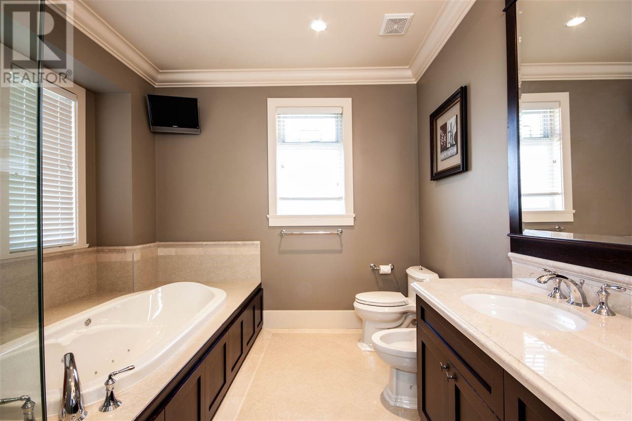 1419 W 59th Avenue, Vancouver, British Columbia  V6P 1Y8 - Photo 10 - R3005020