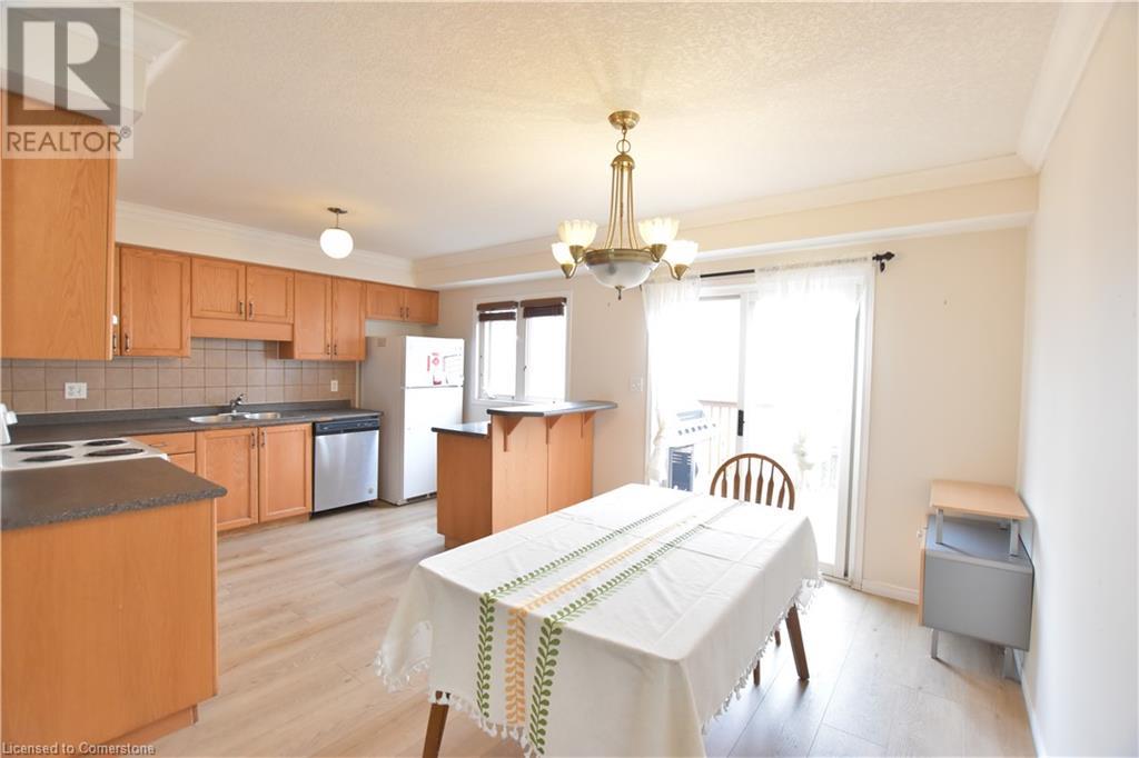 175 David Bergey Drive Unit# M61, Kitchener, Ontario  N2E 4H9 - Photo 7 - 40725705