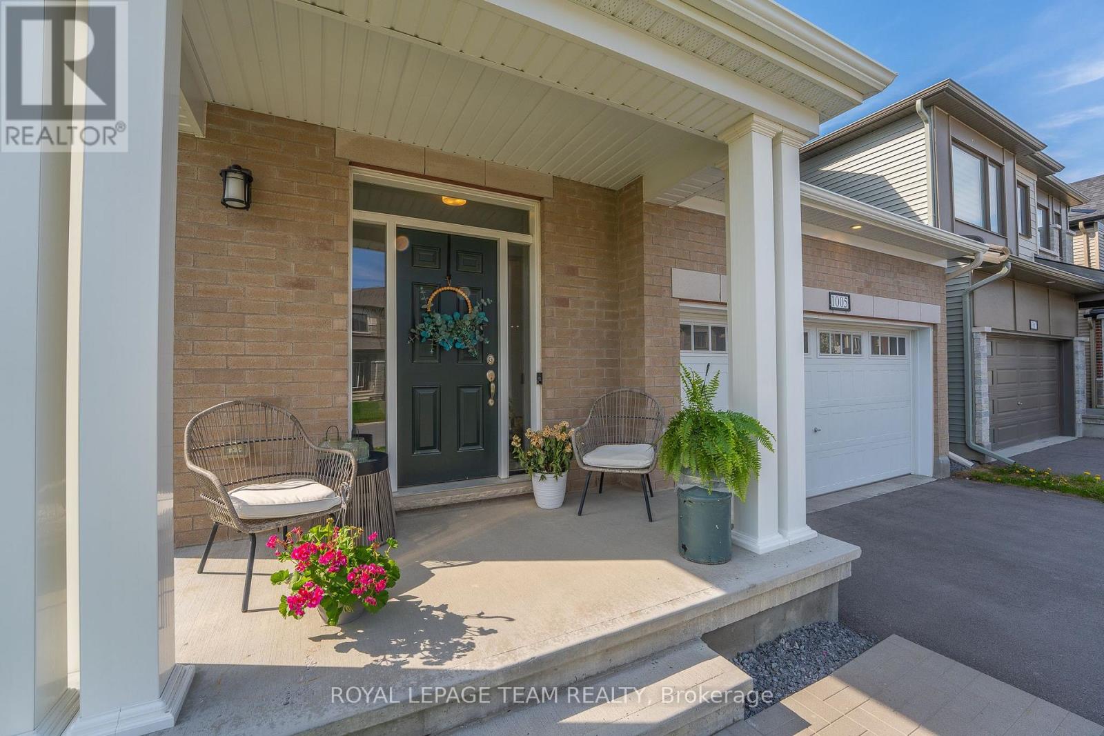 1005 Showman Street, Ottawa, Ontario  K0A 2Z0 - Photo 2 - X12161032