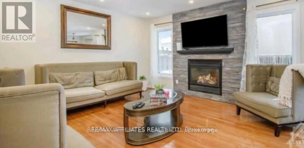 1040 Capreol Street, Ottawa, Ontario  K4A 4Z9 - Photo 8 - X12161033