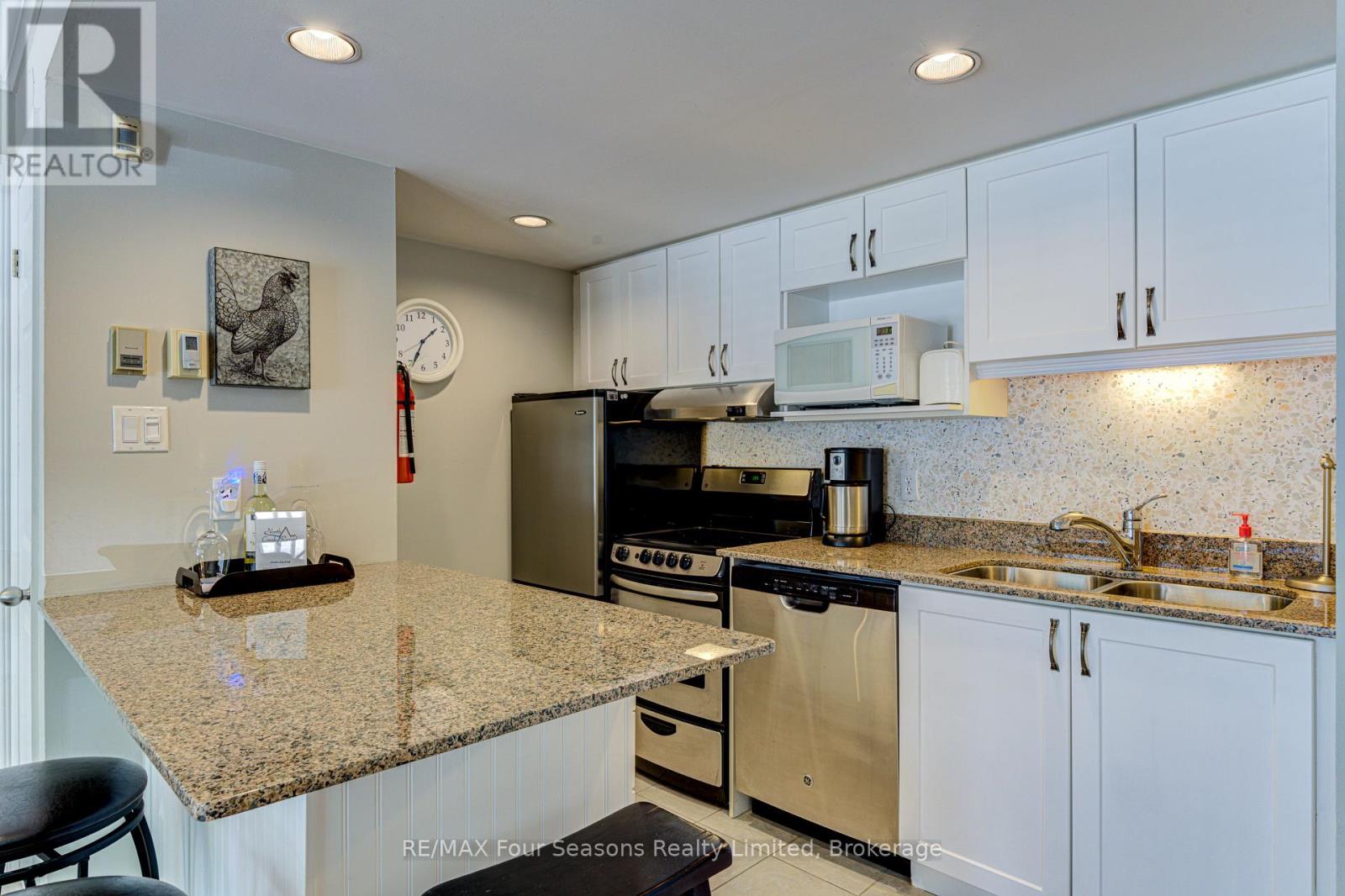 705 - 796468 Grey Road 19, Blue Mountains, Ontario  L9Y 0N6 - Photo 4 - X12115139