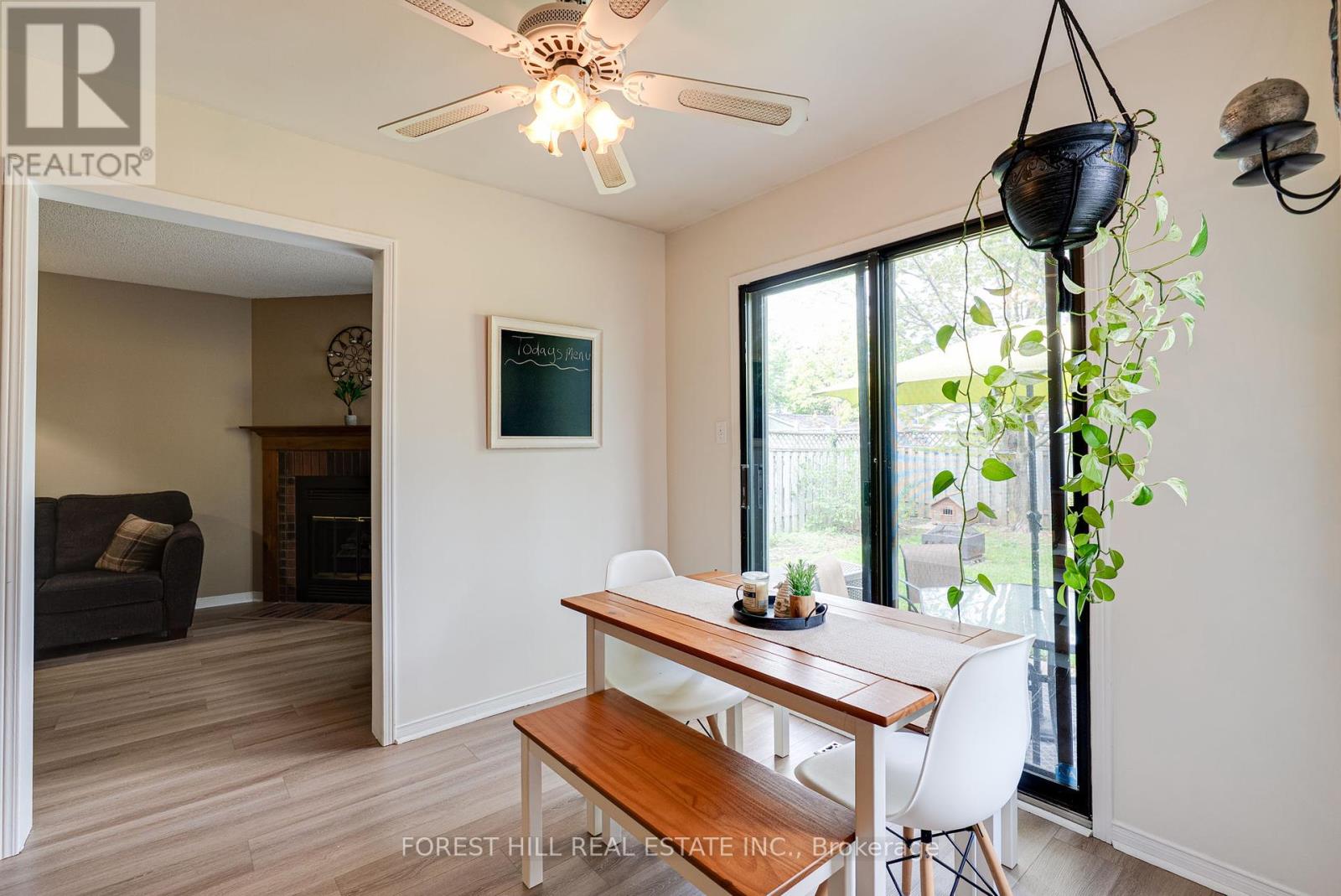 44 Quance Street, Barrie, Ontario  L4N 7M3 - Photo 5 - S12160800