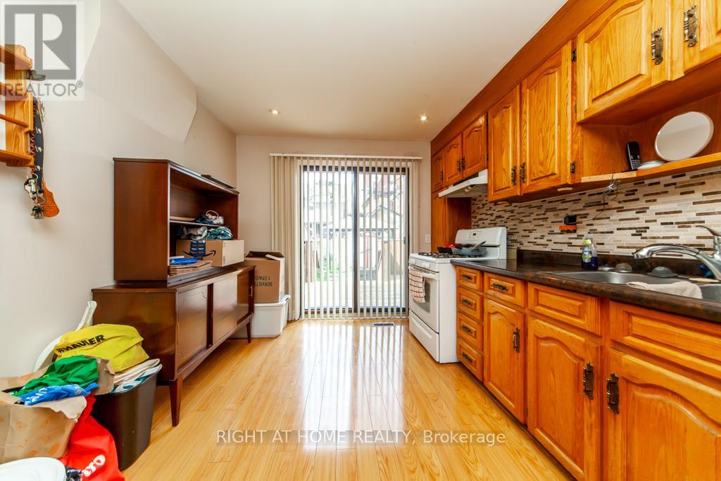 46 Coolmine Road, Toronto, Ontario  M6J 3E9 - Photo 12 - C12161023