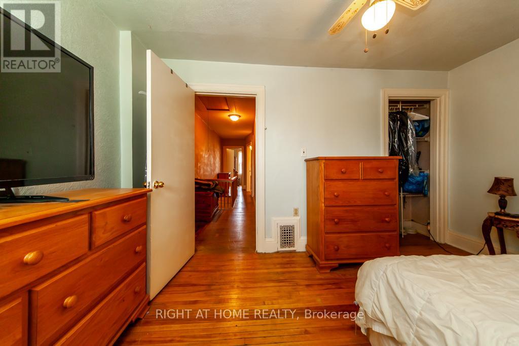 46 Coolmine Road, Toronto, Ontario  M6J 3E9 - Photo 15 - C12161023