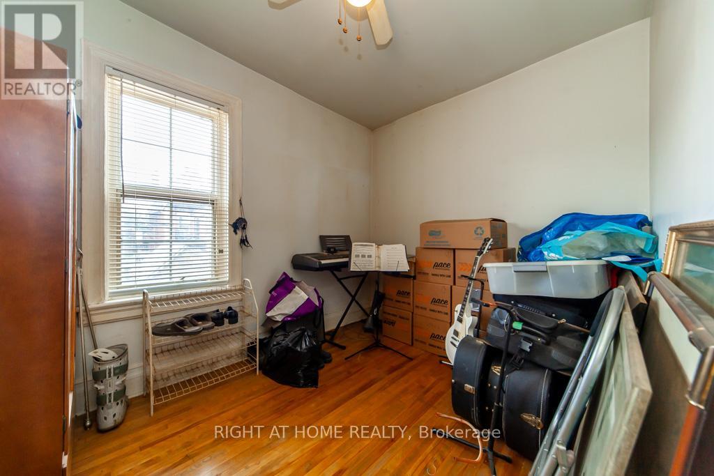 46 Coolmine Road, Toronto, Ontario  M6J 3E9 - Photo 17 - C12161023