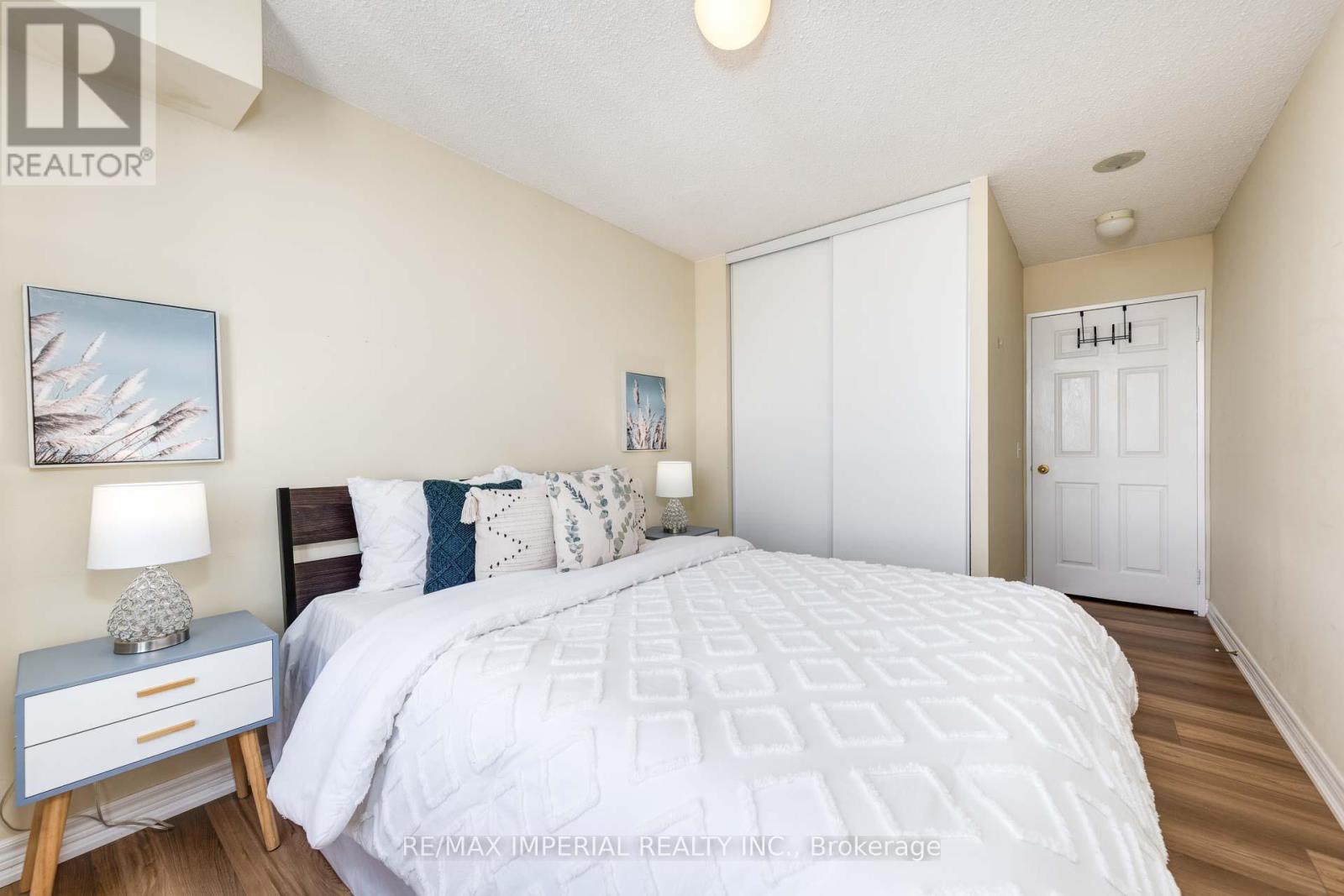 2506 - 18 Parkview Avenue, Toronto, Ontario  M2N 7H7 - Photo 15 - C12161025