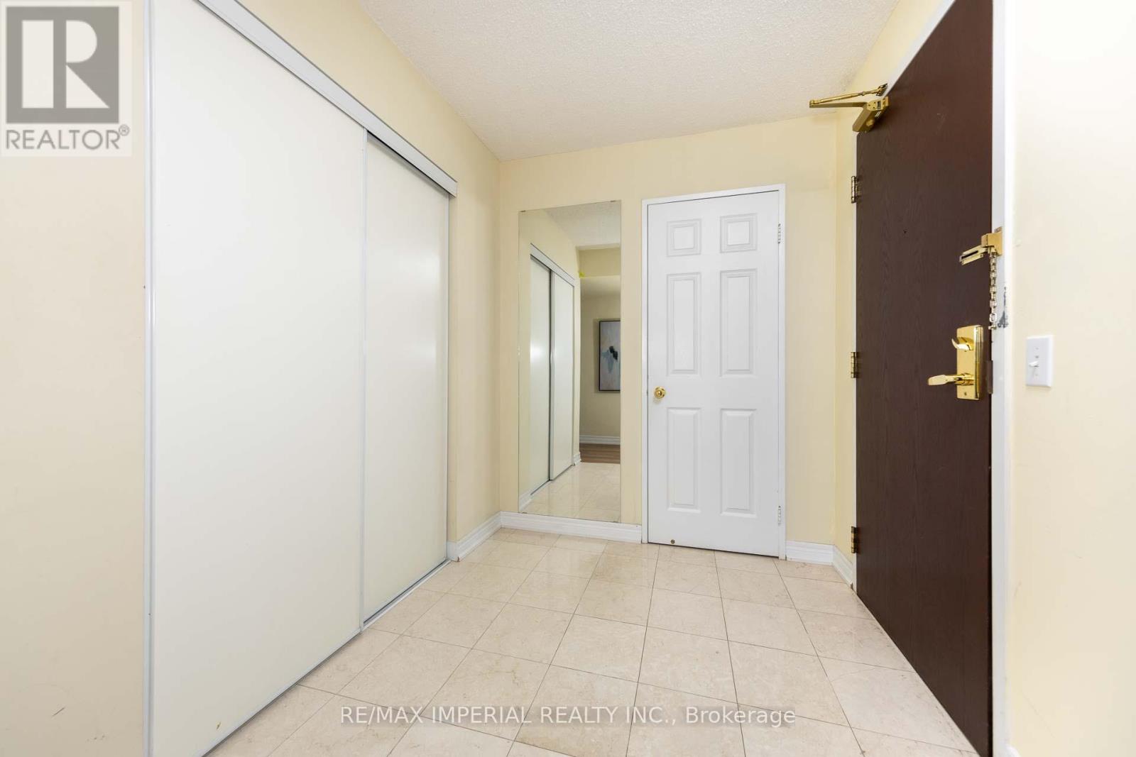 2506 - 18 Parkview Avenue, Toronto, Ontario  M2N 7H7 - Photo 2 - C12161025