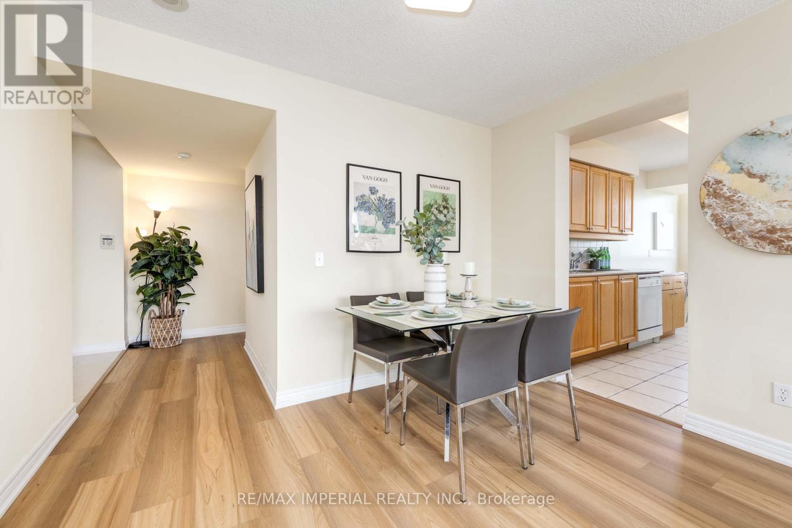 2506 - 18 Parkview Avenue, Toronto, Ontario  M2N 7H7 - Photo 3 - C12161025