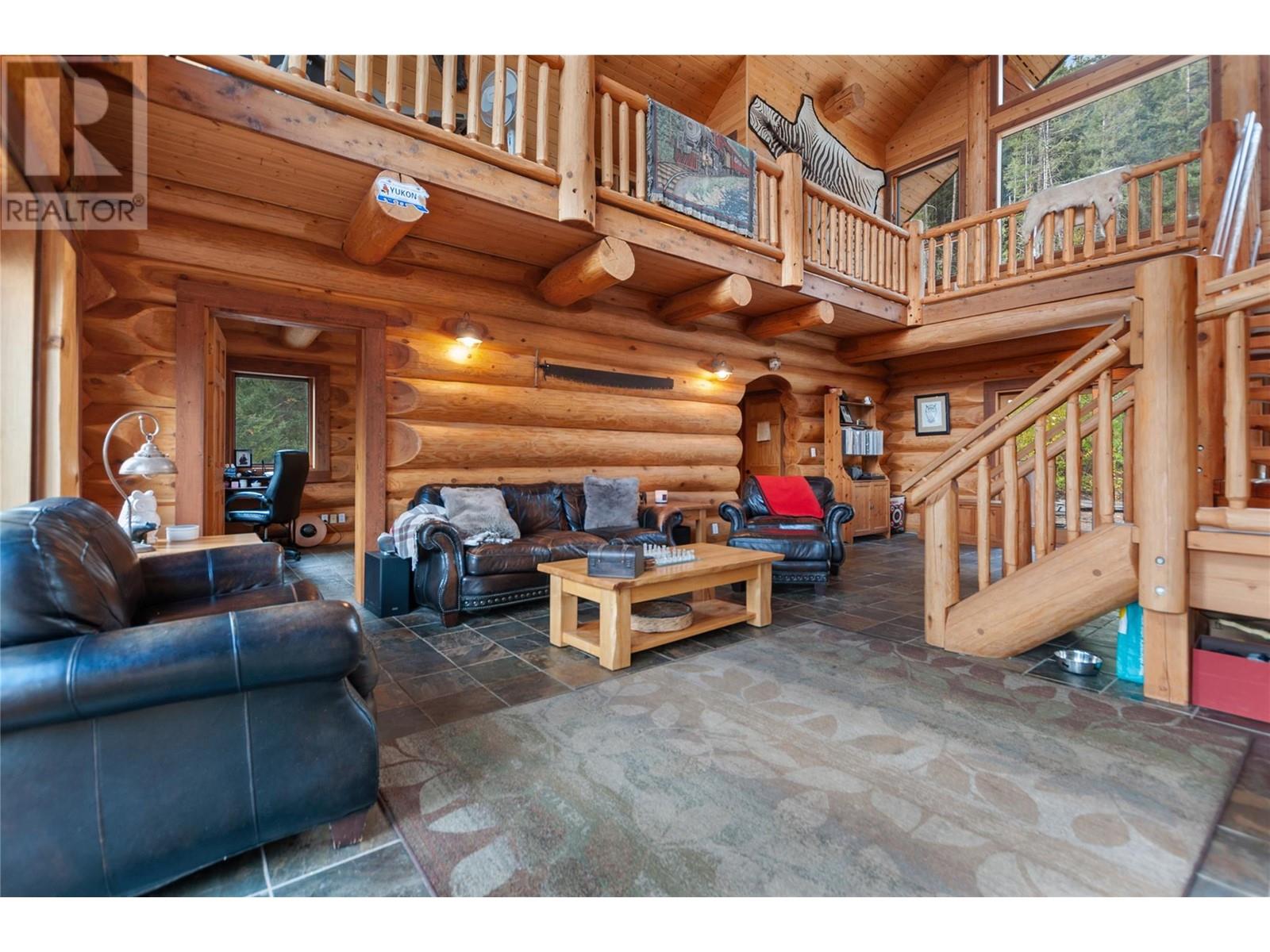 2890 Coalmont Road, Coalmont-Tulameen, British Columbia  V0X 1W0 - Photo 13 - 10337152