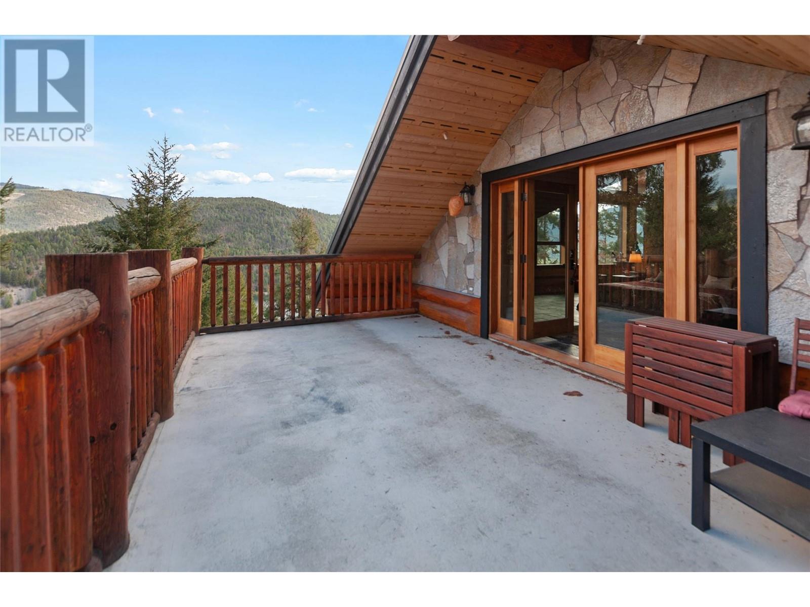 2890 Coalmont Road, Coalmont-Tulameen, British Columbia  V0X 1W0 - Photo 41 - 10337152