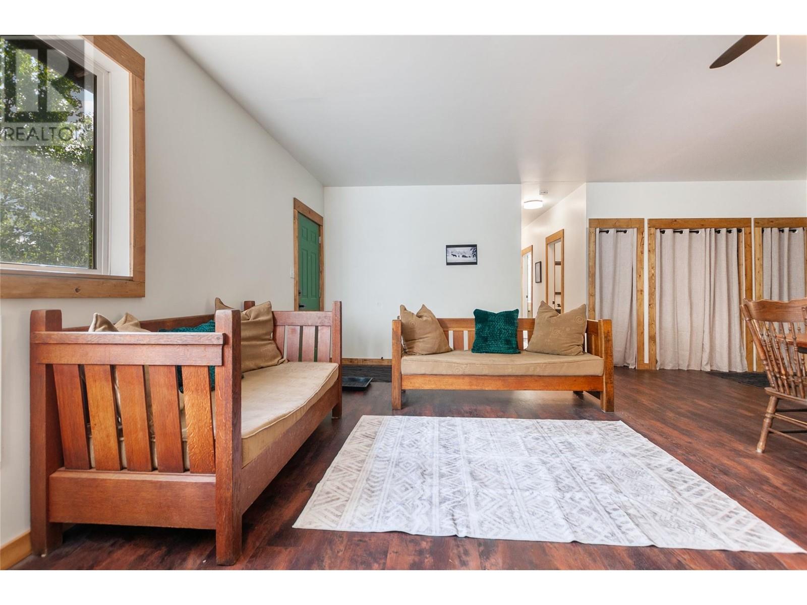 2890 Coalmont Road, Coalmont-Tulameen, British Columbia  V0X 1W0 - Photo 63 - 10337152
