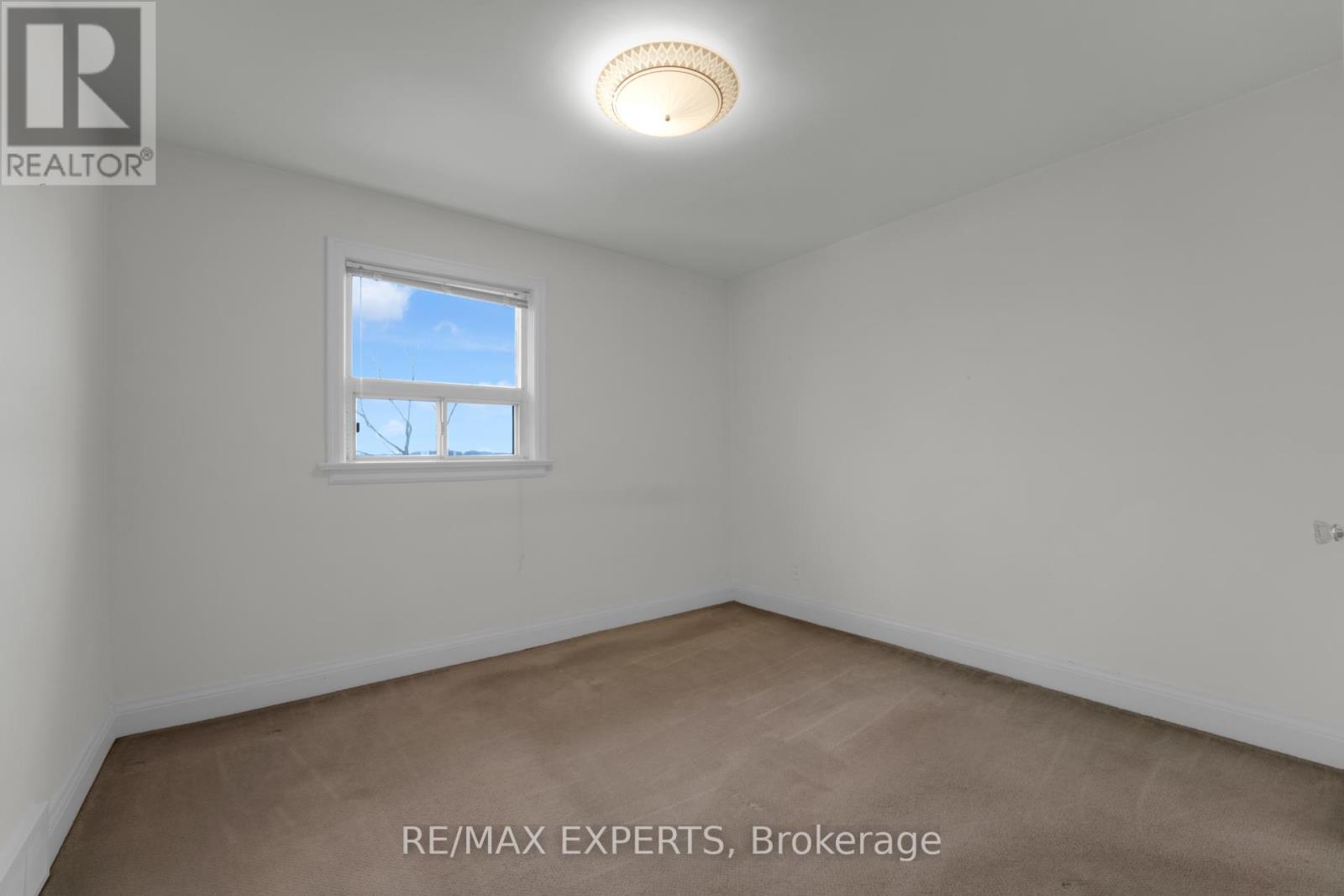 124 Spears Street, Toronto, Ontario  M6N 3X7 - Photo 24 - W12161024