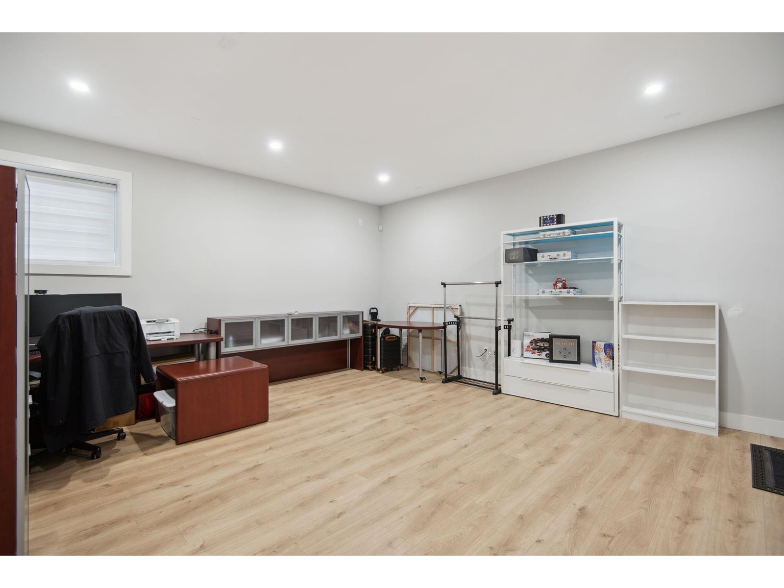 16751 18b Avenue, Surrey, British Columbia  V3Z 9X5 - Photo 37 - R2983489