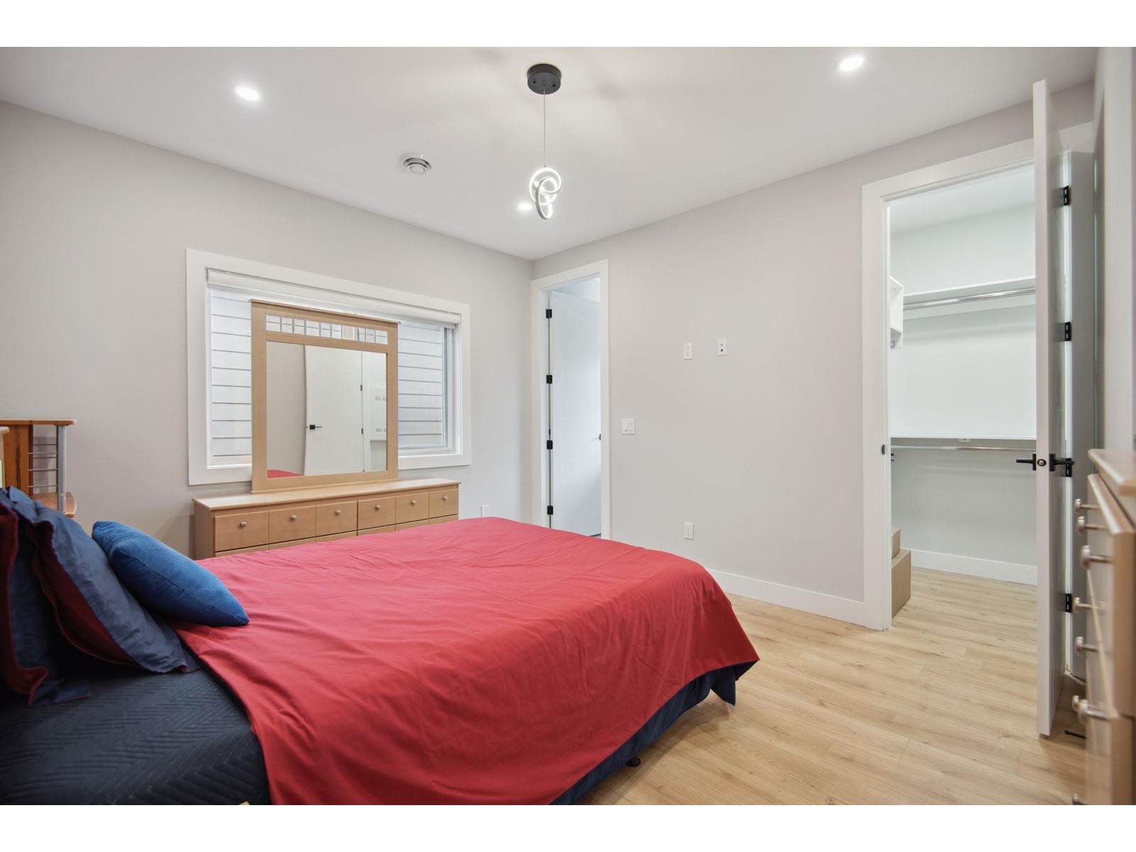 16751 18b Avenue, Surrey, British Columbia  V3Z 9X5 - Photo 35 - R2983489