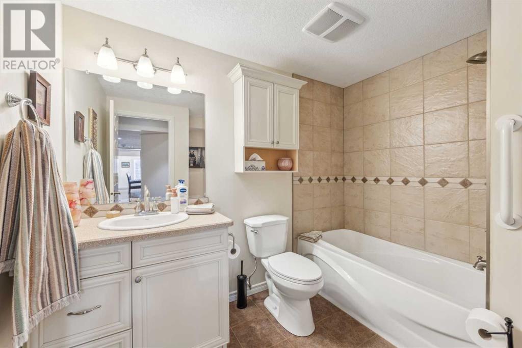 239 Lakepointe Drive, Chestermere, Alberta  T1X 0R3 - Photo 44 - A2221903