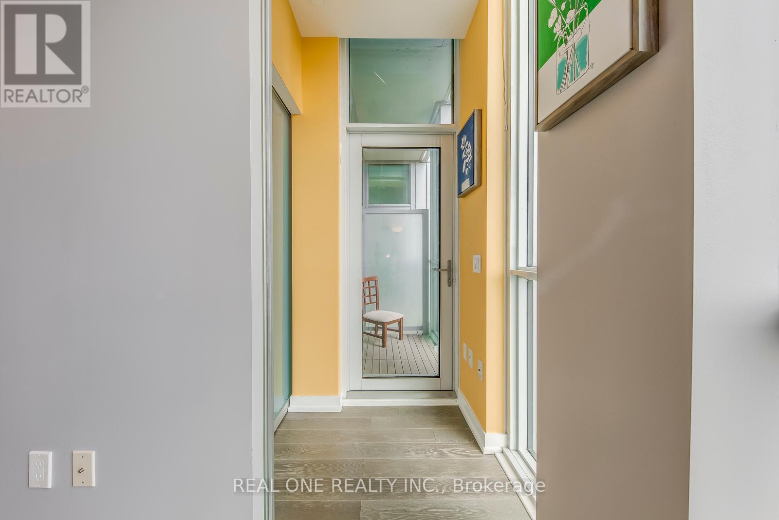3204 - 1 Yorkville Avenue, Toronto, Ontario  M4W 0B1 - Photo 21 - C12161049