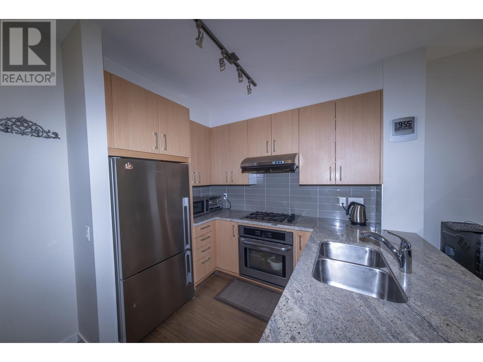 518 119 W 22nd Street, North Vancouver, British Columbia  V7M 0B4 - Photo 4 - R3005043