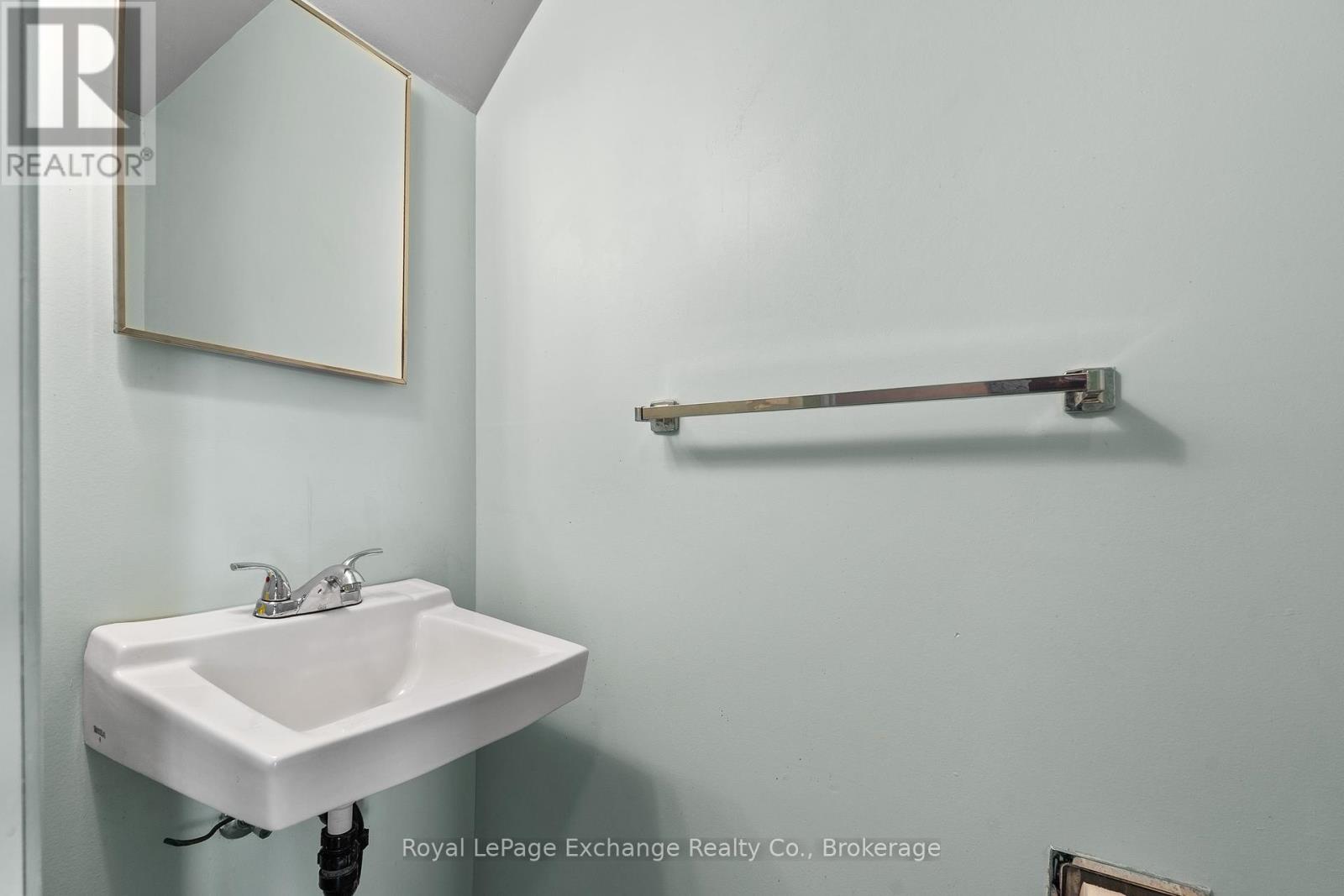 13 Philip Place, Kincardine, Ontario  N2Z 2E7 - Photo 17 - X12126166
