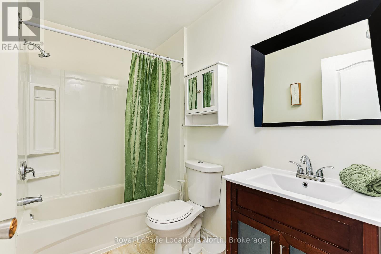 581 Tenth Street, Collingwood, Ontario  L9Y 4K6 - Photo 21 - S12154635