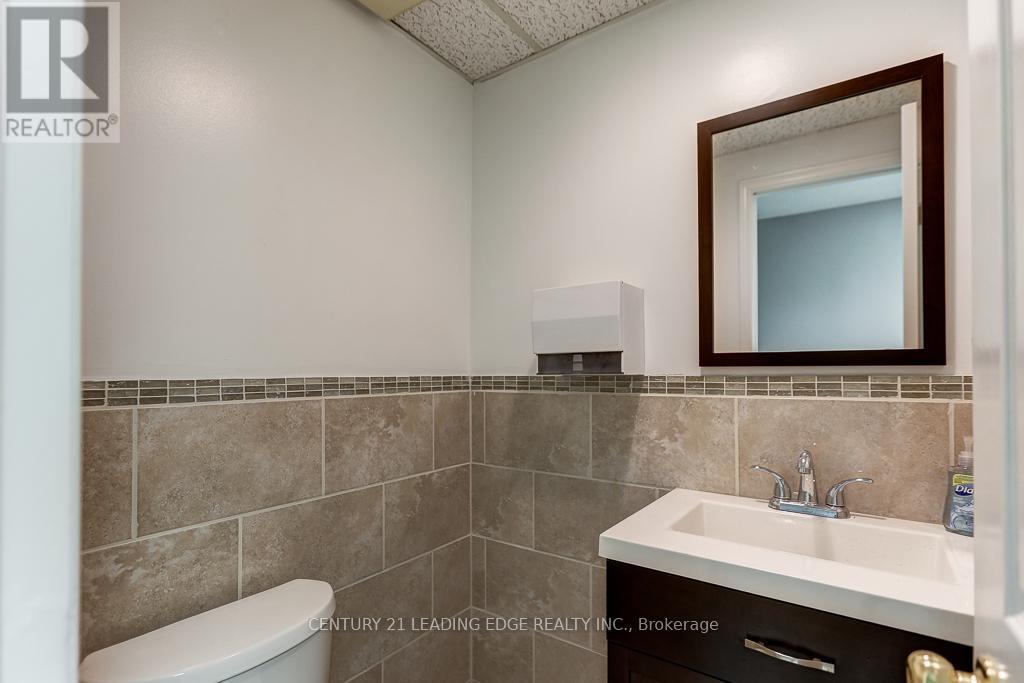 10 - Ground Floor - 800 Arrow Road, Toronto (Humbermede), Ontario  M9M 2Z8 - Photo 17 - W12161045