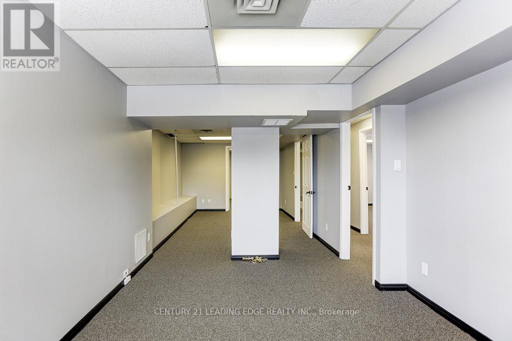 10 - Ground Floor - 800 Arrow Road, Toronto (Humbermede), Ontario  M9M 2Z8 - Photo 4 - W12161045
