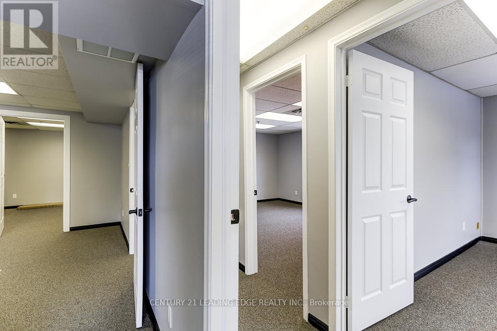 10 - Ground Floor - 800 Arrow Road, Toronto (Humbermede), Ontario  M9M 2Z8 - Photo 8 - W12161045
