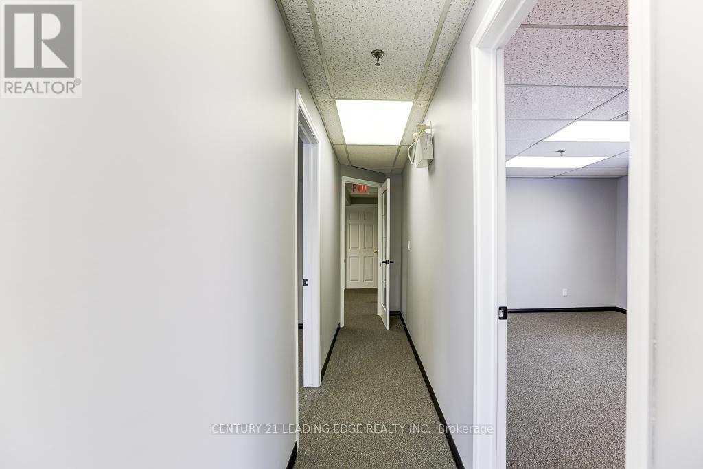 10 - Ground Floor - 800 Arrow Road, Toronto (Humbermede), Ontario  M9M 2Z8 - Photo 9 - W12161045