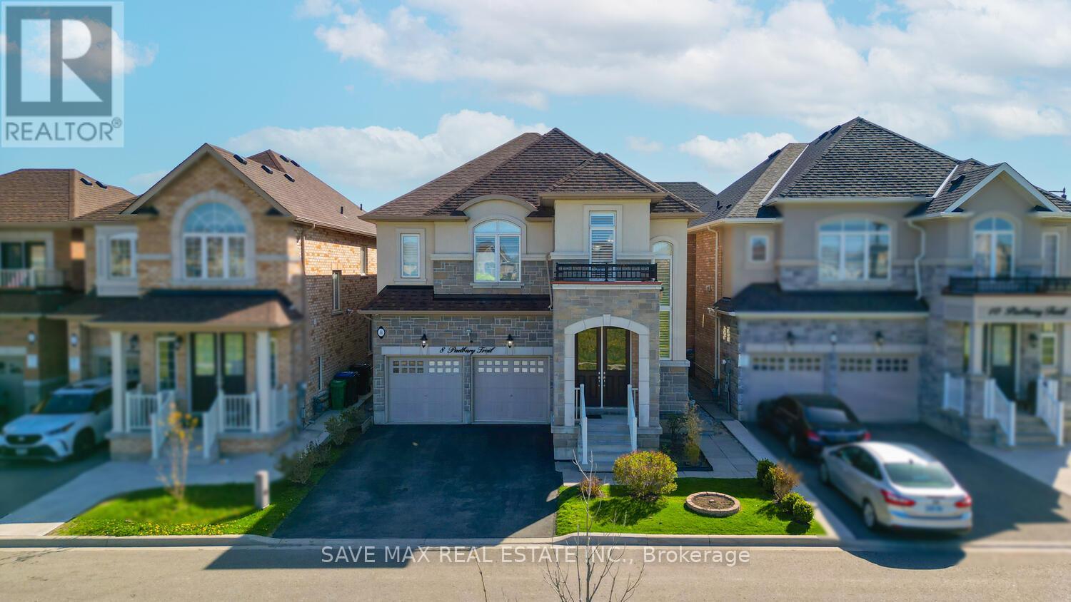 8 Padbury Trail, Brampton, Ontario  L7A 4M3 - Photo 2 - W12161052