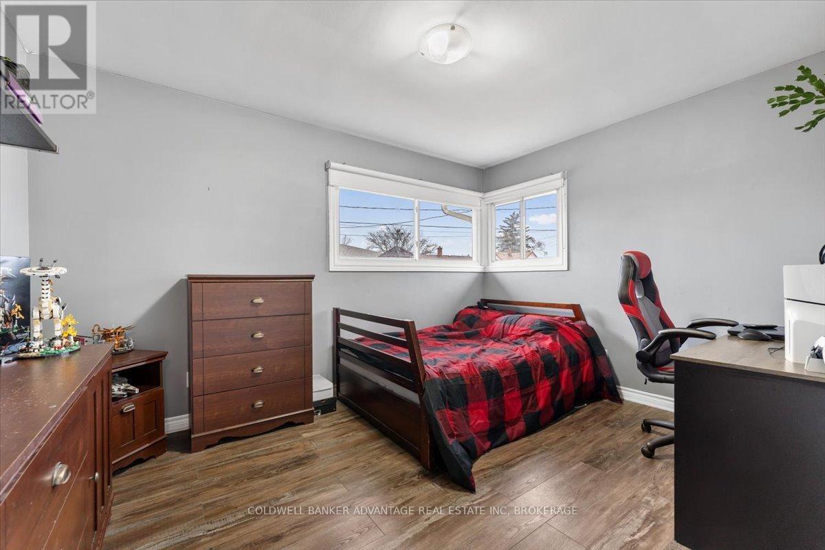 9 Meadowvale Drive, St. Catharines, Ontario  L2N 3Z6 - Photo 23 - X12055441
