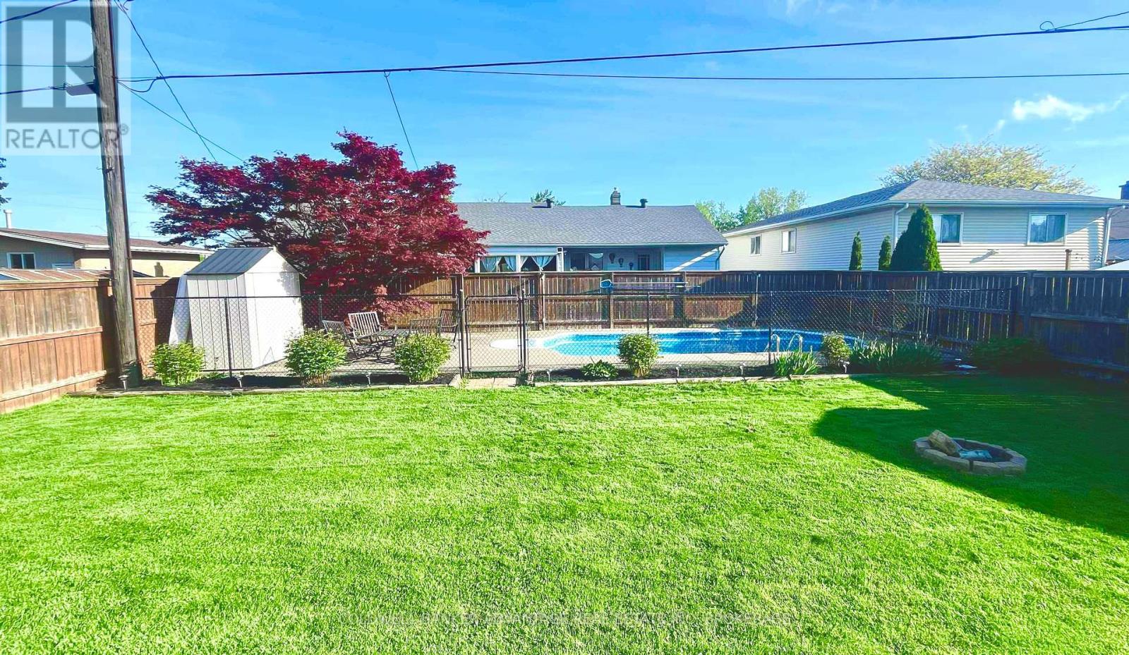 9 Meadowvale Drive, St. Catharines, Ontario  L2N 3Z6 - Photo 10 - X12055441