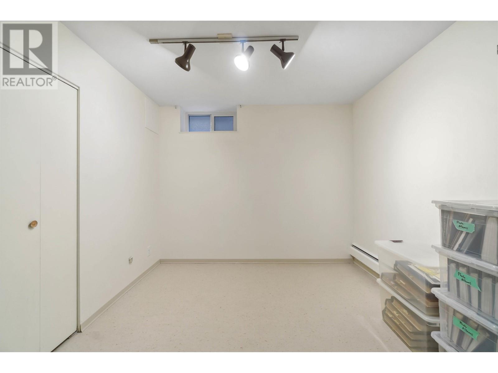 826 W 47th Avenue, Vancouver, British Columbia  V5Z 2R8 - Photo 30 - R3004767
