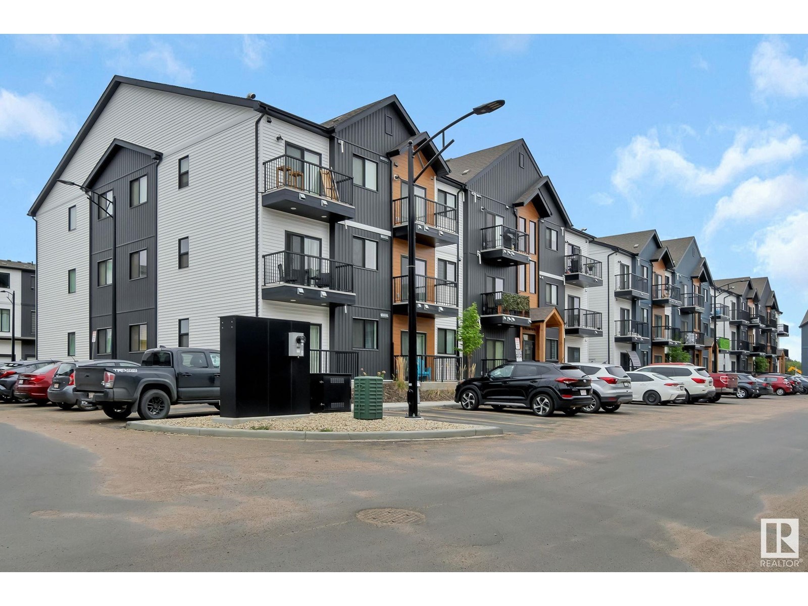 #306 856 Secord Bv Nw, Edmonton, Alberta  T5T 5X7 - Photo 2 - E4437501
