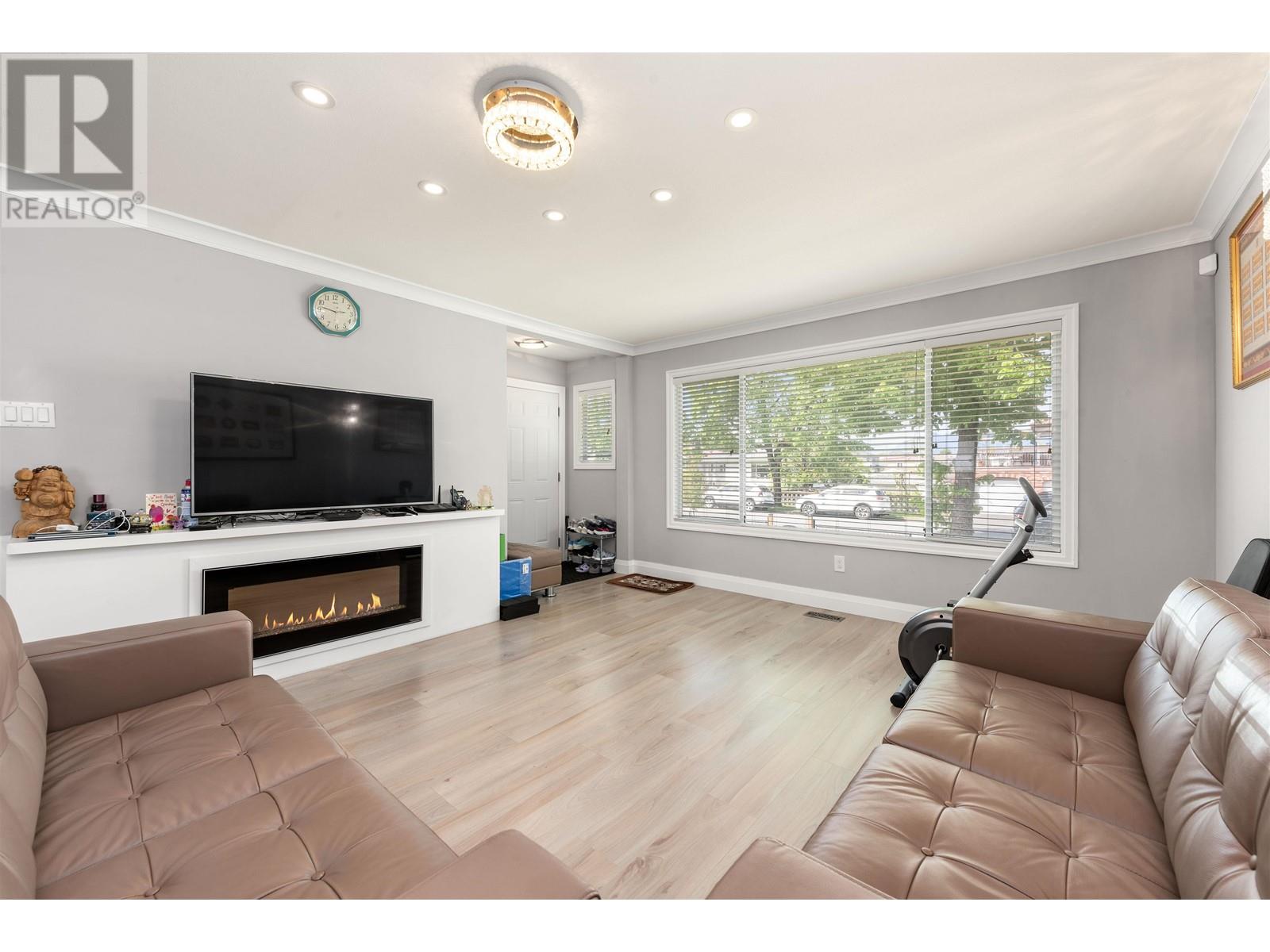 2436 E 45th Avenue, Vancouver, British Columbia  V5R 3B5 - Photo 6 - R3004446