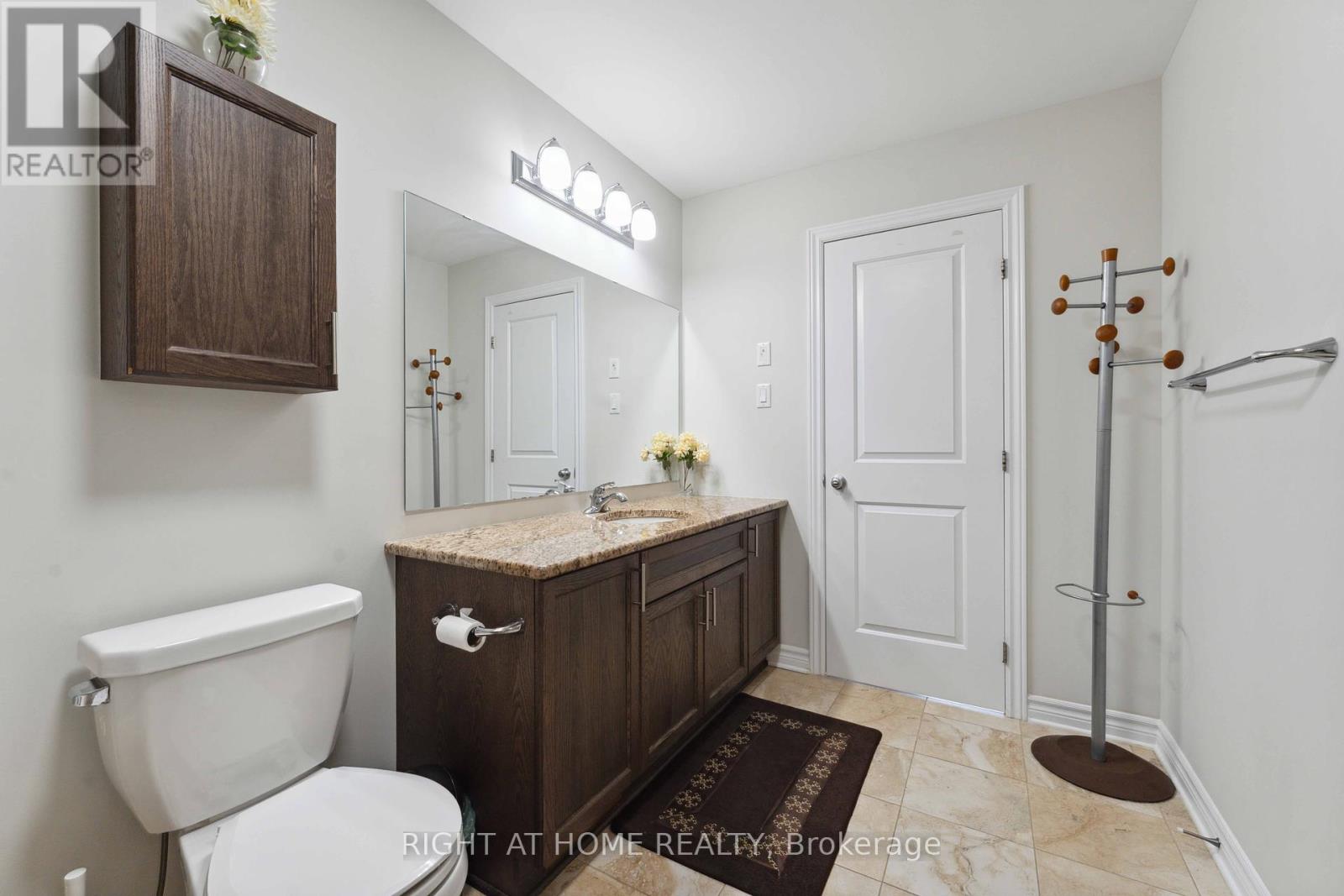 819 Miikana Road, Ottawa, Ontario  K1X 0G5 - Photo 29 - X12161093