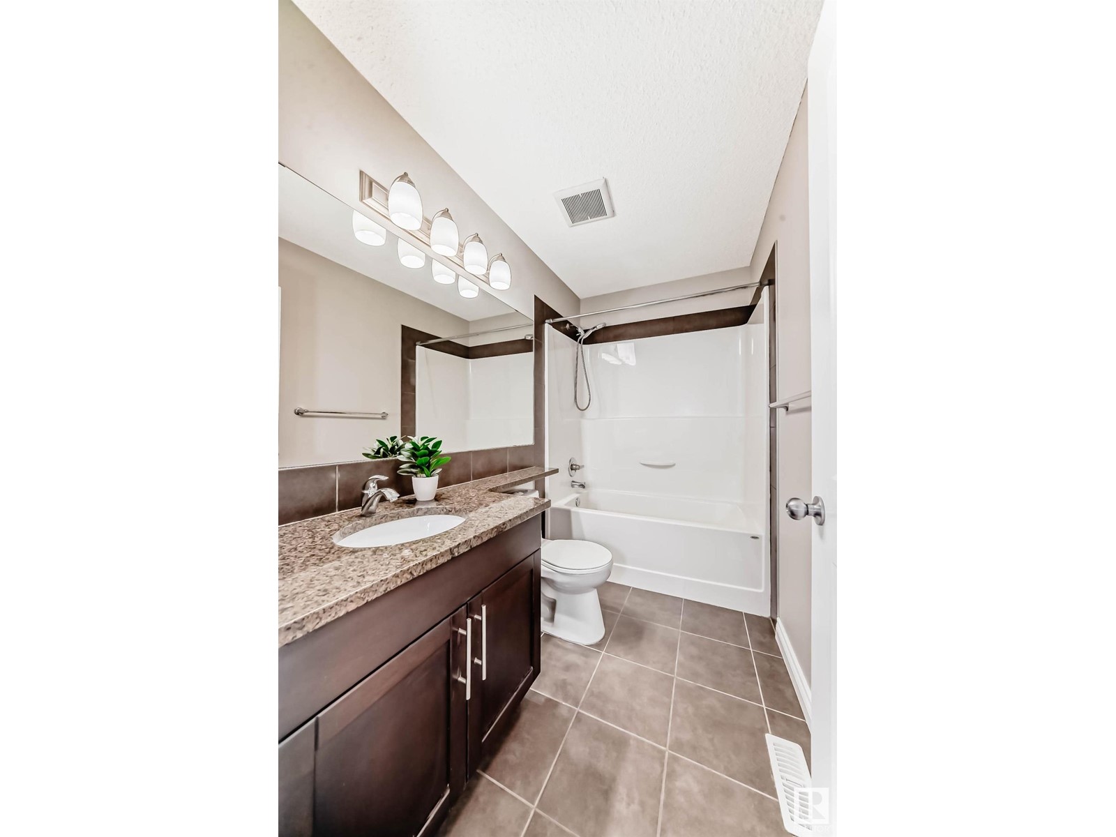 5406 14 Av Sw Sw, Edmonton, Alberta  T6X 1S2 - Photo 23 - E4437503