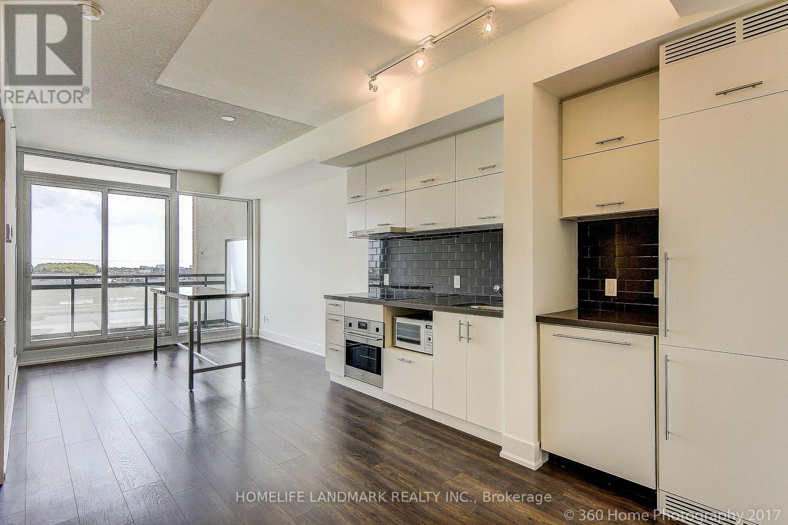 908 - 180 Enterprise Boulevard, Markham, Ontario  L6G 1B3 - Photo 2 - N12161078