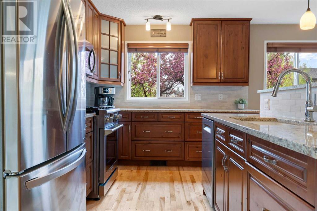 180 Strathcona Close Sw, Calgary, Alberta  T3H 1L3 - Photo 15 - A2221149