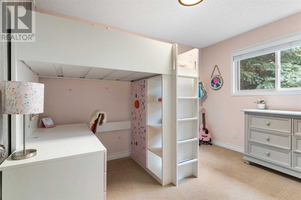 180 Strathcona Close Sw, Calgary, Alberta  T3H 1L3 - Photo 27 - A2221149