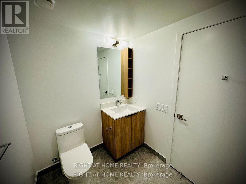 3818 - 82 Dalhousie Street, Toronto, Ontario  M5H 0C5 - Photo 8 - C12132526