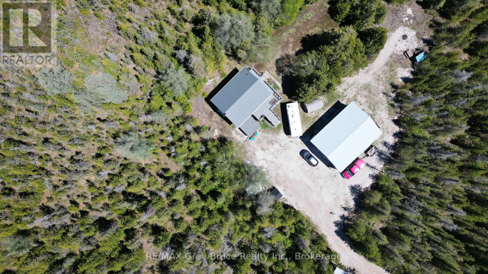 46 Youngblood Road, Northern Bruce Peninsula, Ontario  N0H 1Z0 - Photo 3 - X12161113