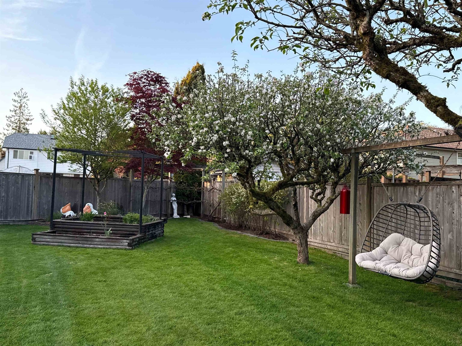 8598 142a Street, Surrey, British Columbia  V3W 0S6 - Photo 39 - R3004137
