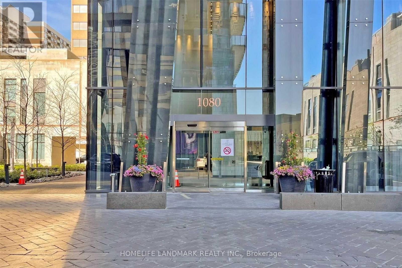 2010 - 1080 Bay Street, Toronto, Ontario  M5S 0A5 - Photo 2 - C12161115
