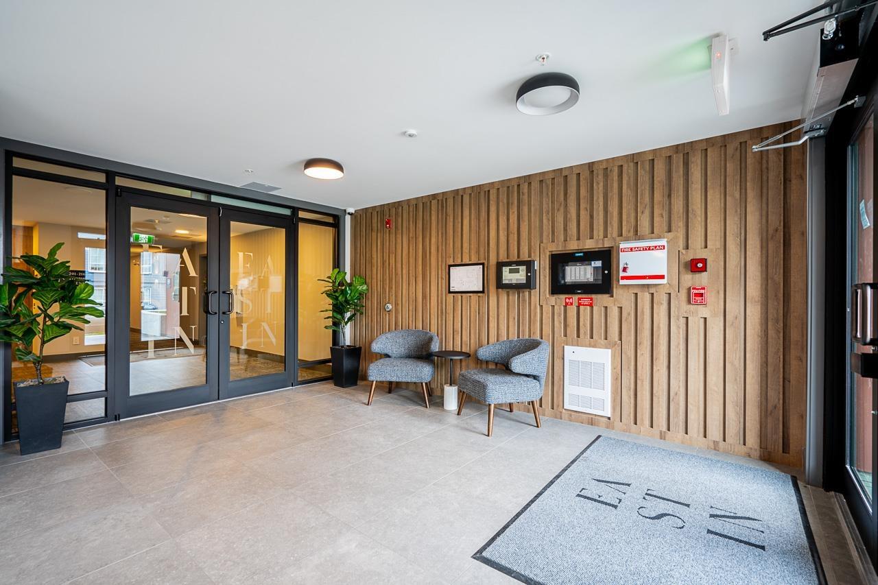 501 8117 200a Street, Langley, British Columbia  V2Y 3W9 - Photo 3 - R3004791