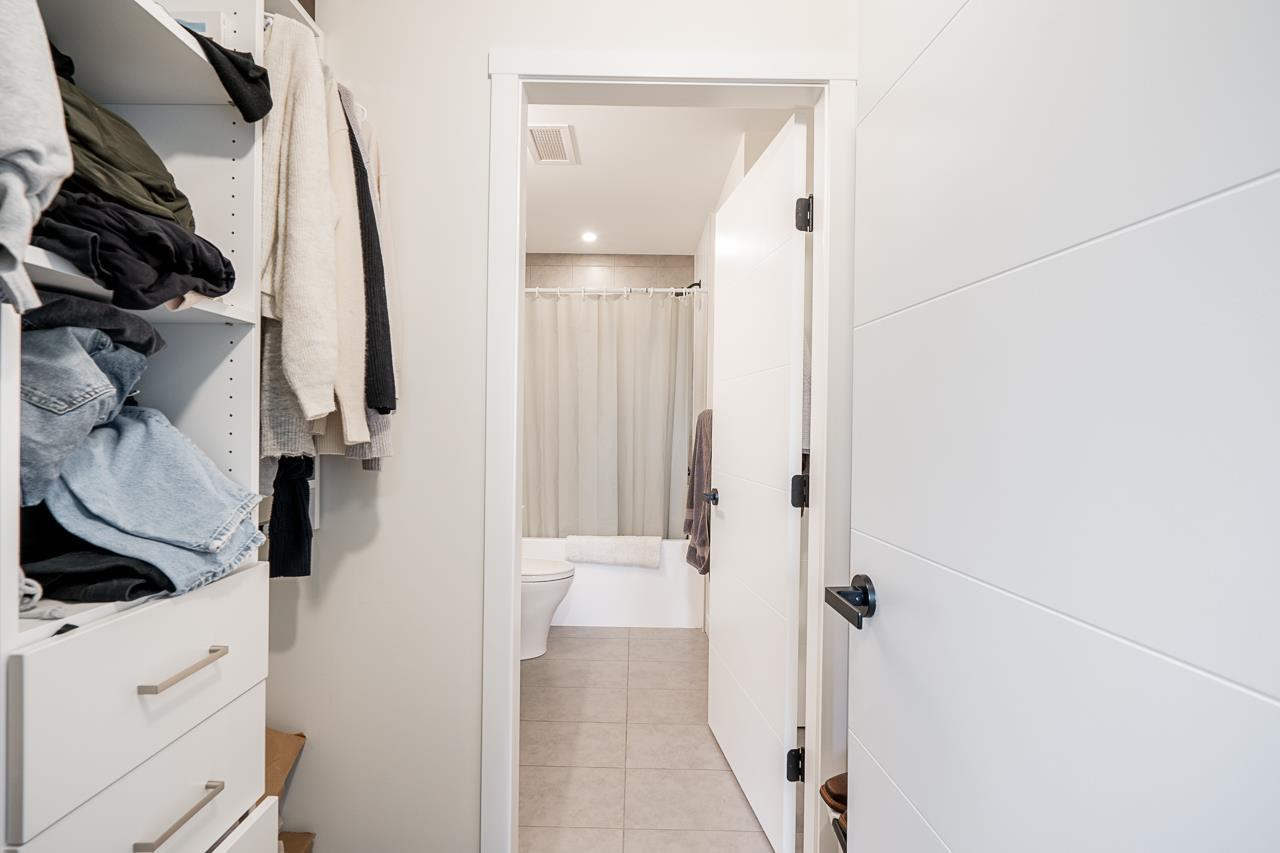 501 8117 200a Street, Langley, British Columbia  V2Y 3W9 - Photo 11 - R3004791