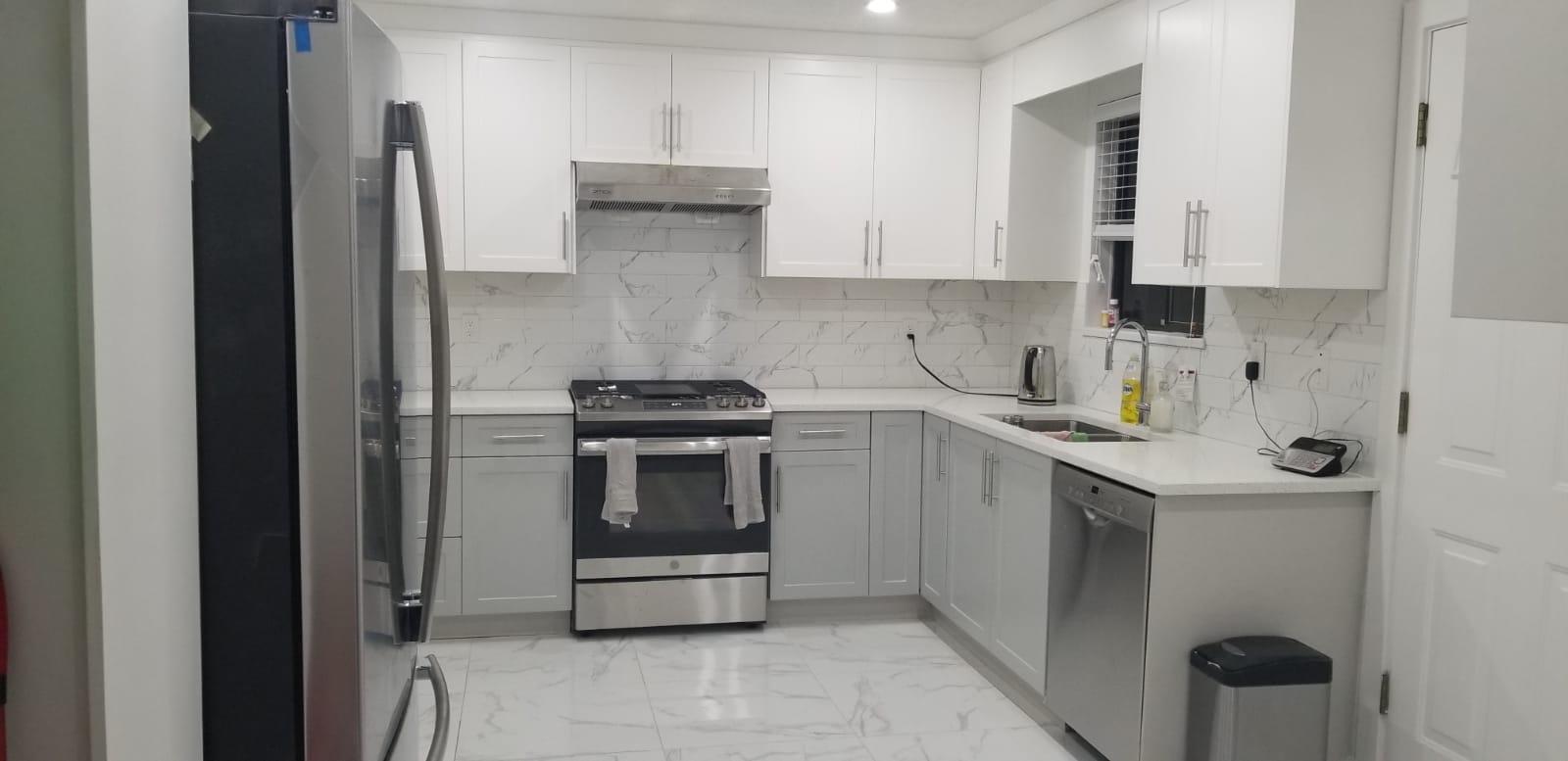 7031 115a Street, Delta, British Columbia  V4E 2E4 - Photo 3 - R3000360