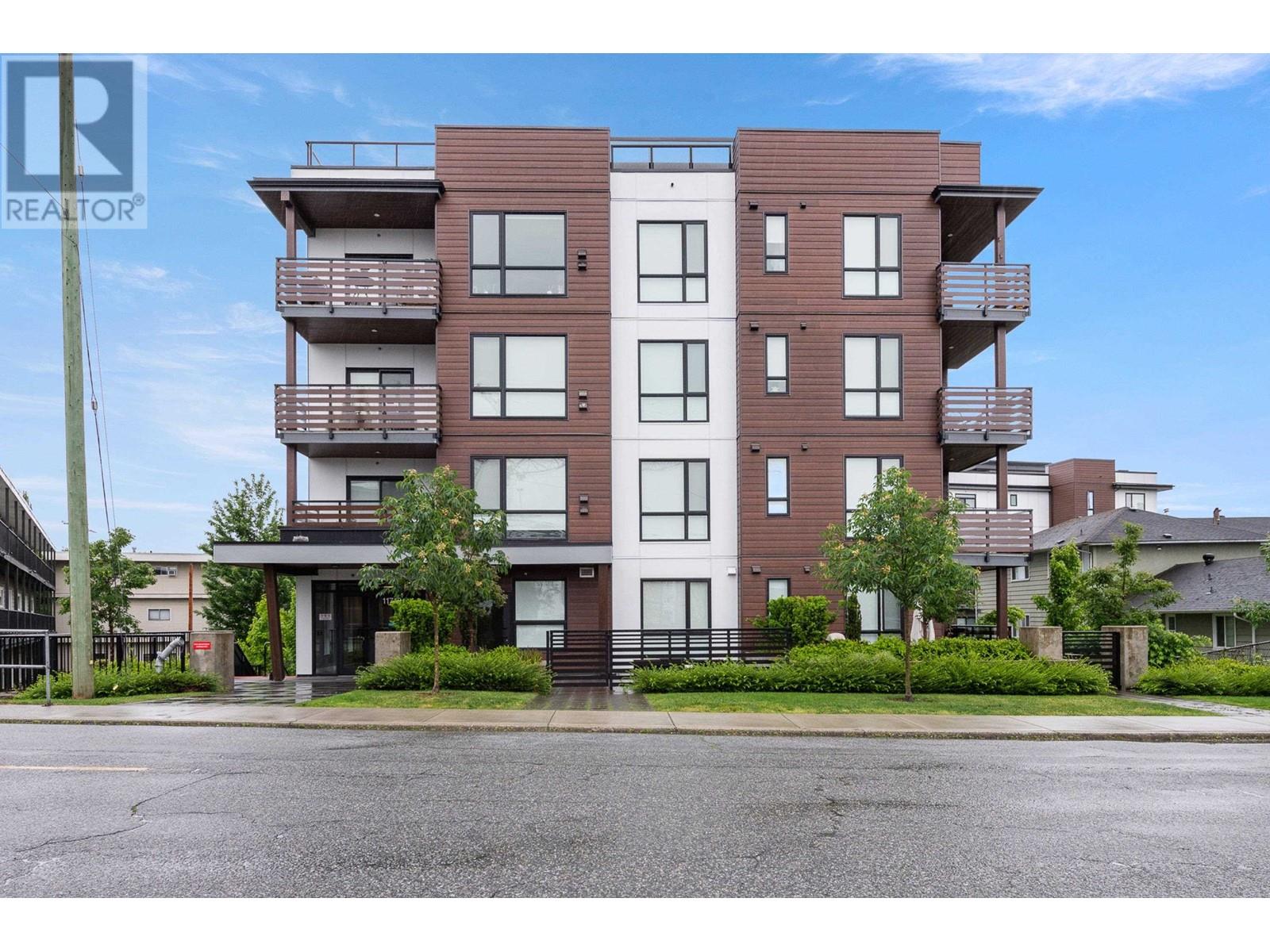 101 11718 224 Street, Maple Ridge, British Columbia  V2X 6A2 - Photo 1 - R3004619