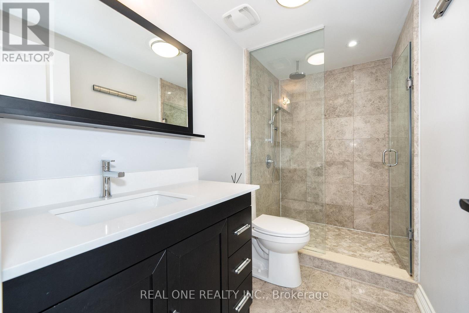 67 Eleanor Circle, Richmond Hill, Ontario  L4C 6K6 - Photo 28 - N12161114