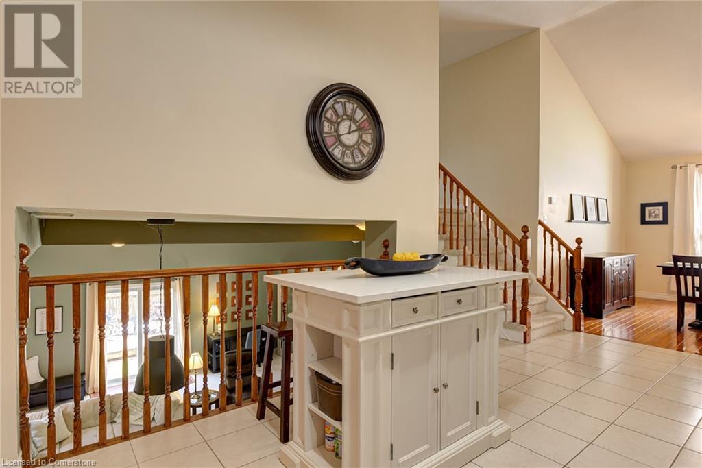 724 Brandenburg Boulevard, Waterloo, Ontario  N2T 2V4 - Photo 16 - 40728195