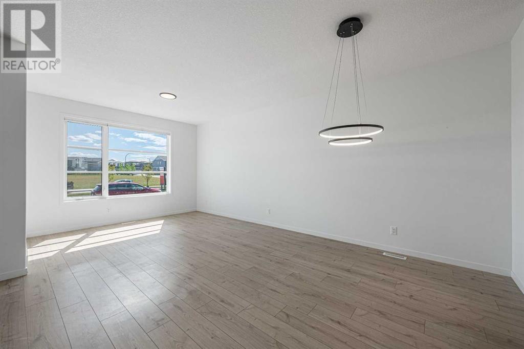 260 Belmont Boulevard Sw, Calgary, Alberta  T2X 4W6 - Photo 3 - A2222945